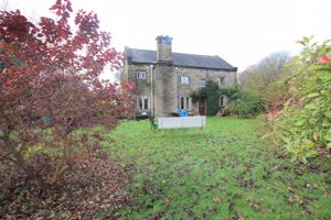 Level gardens - click for photo gallery